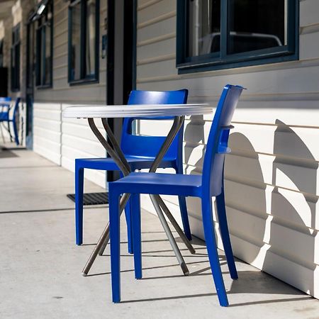 Waikanae Beach Top 10 Holiday Park Gisborne Exterior photo