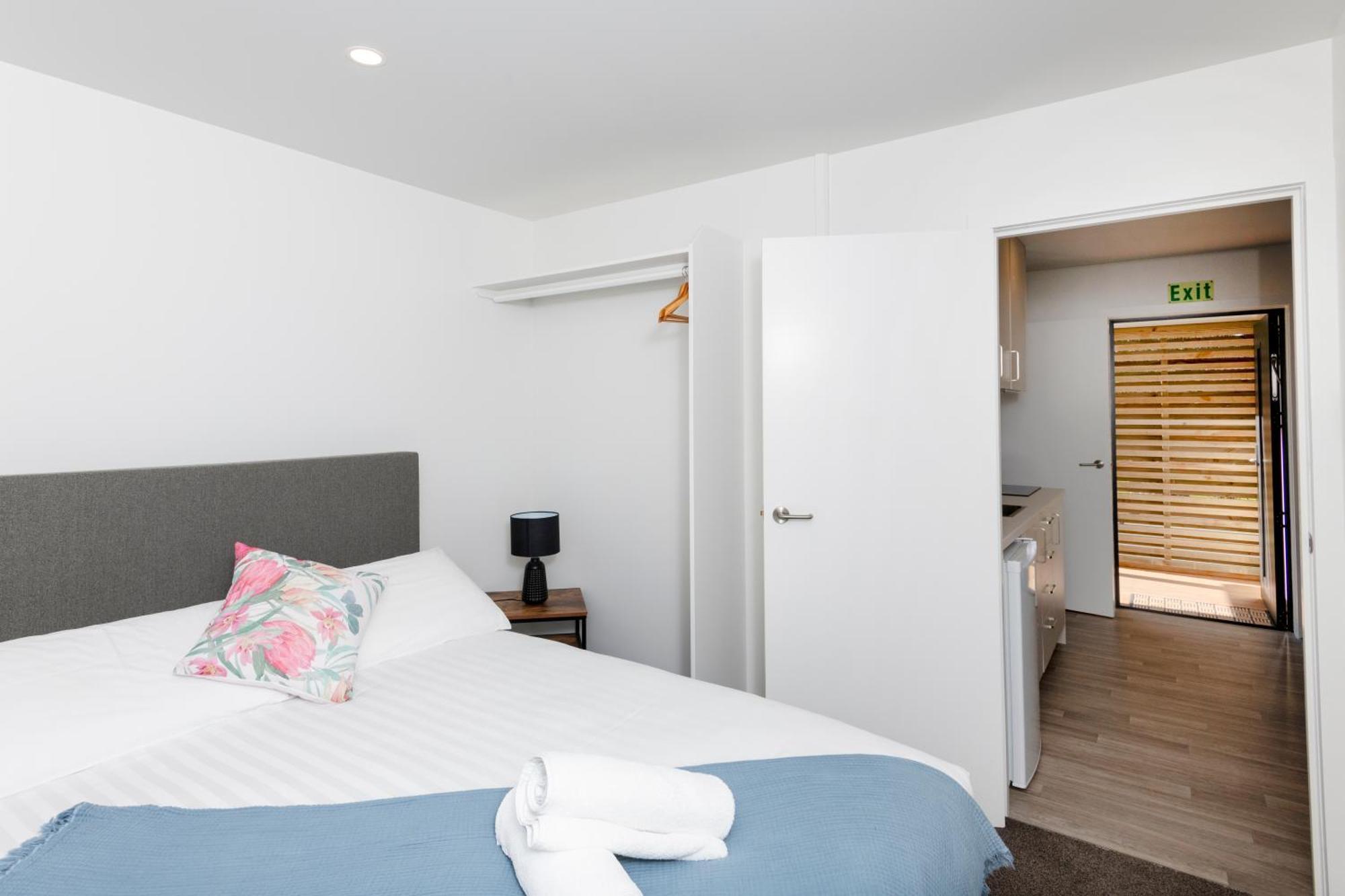 Waikanae Beach Top 10 Holiday Park Gisborne Exterior photo