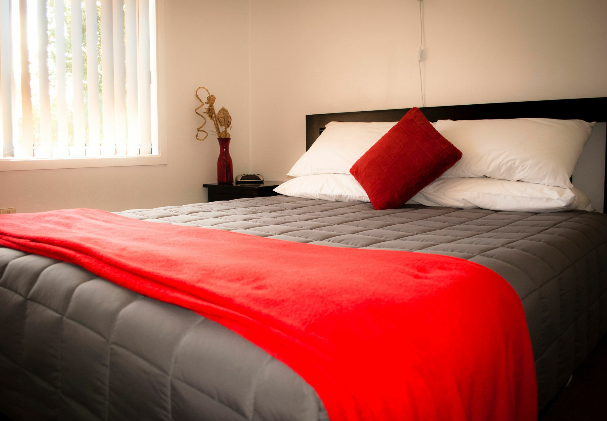 Waikanae Beach Top 10 Holiday Park Gisborne Exterior photo