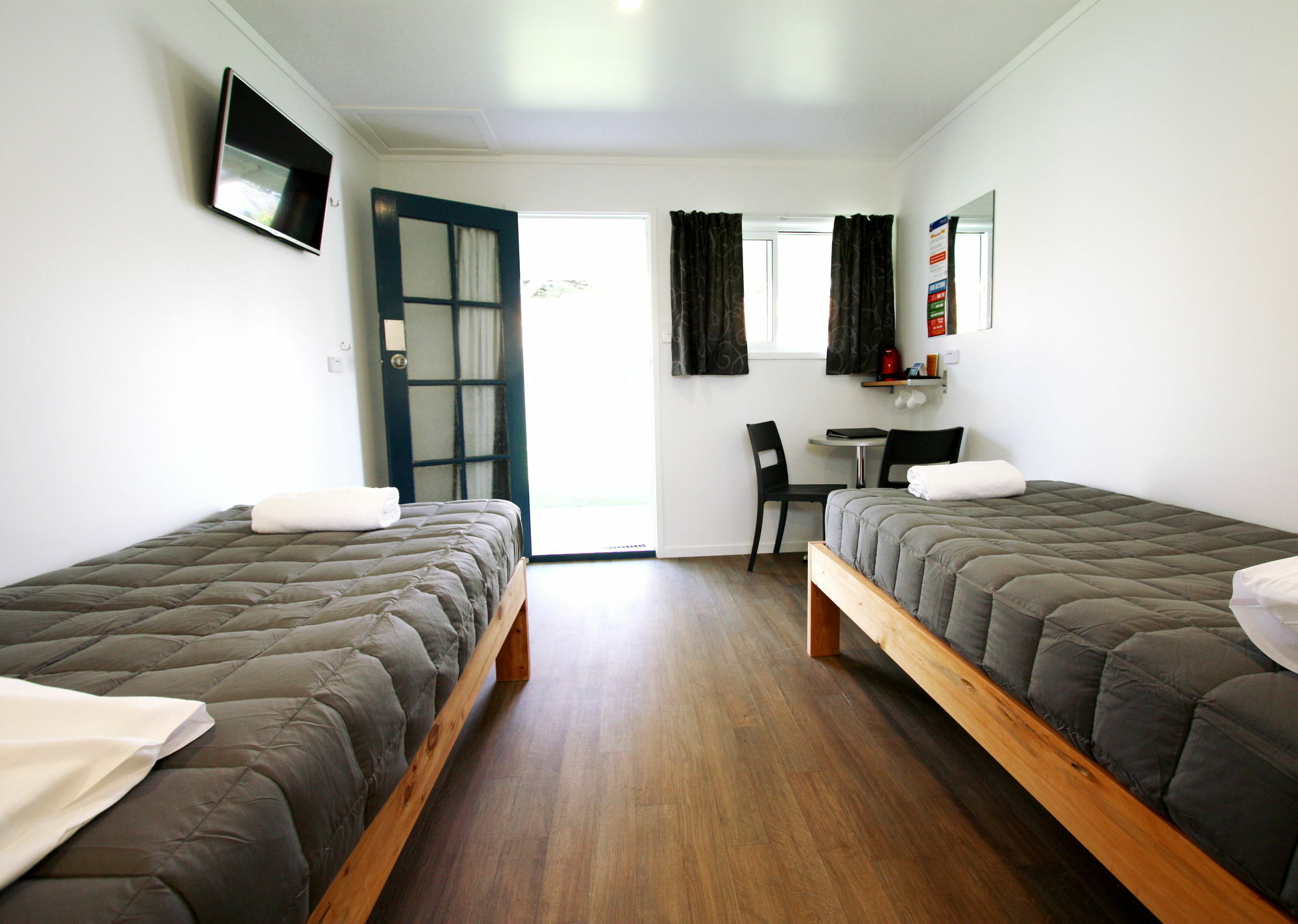 Waikanae Beach Top 10 Holiday Park Gisborne Exterior photo